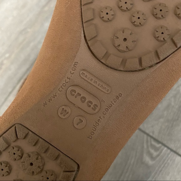 Crocs Nanook Bronze brown Furry Flats 7 - Picture 6 of 6